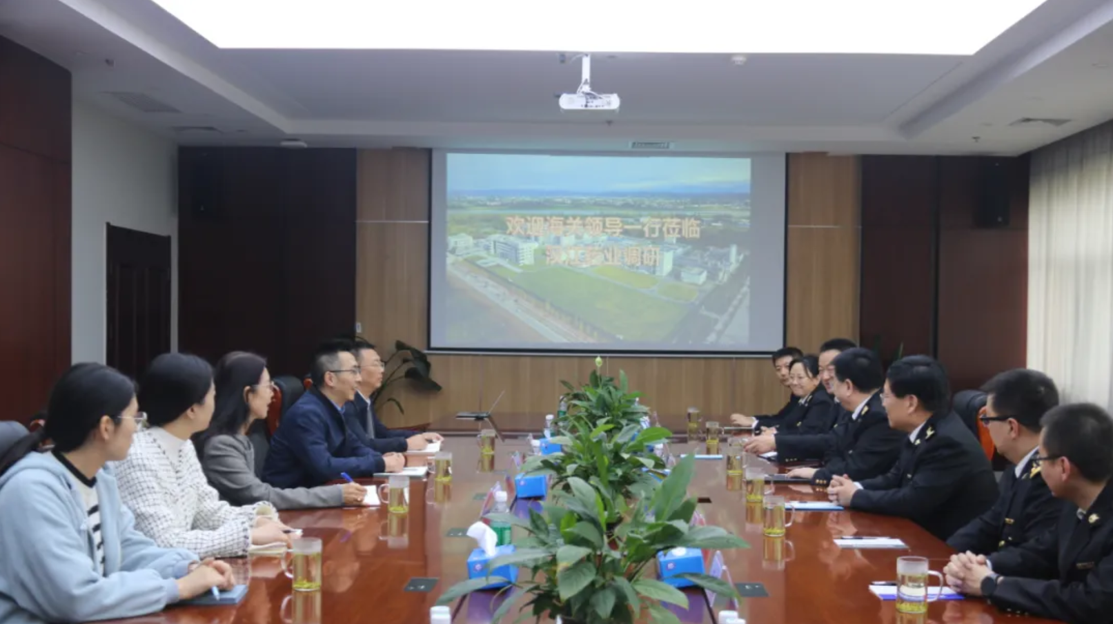 【“關”助發展，護企遠航】西安海關副關長李晉生一行蒞臨公司調研